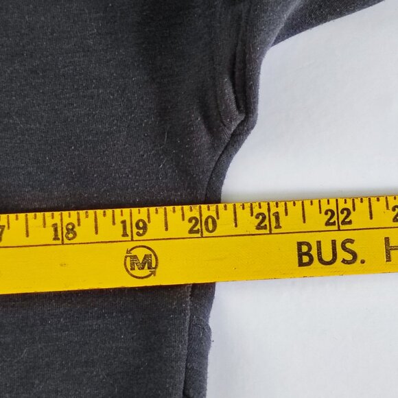 Under Armour hoodie men's size M grey pull on with kangaroo pocket - Picture 9 of 10